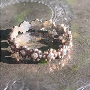 Vintage Sterling Silver Daisy Band🌸